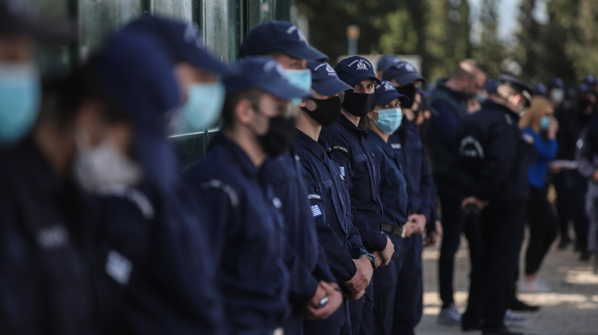 Σχέδιο «Ιπποκράτης»: Έτσι η Αστυνομία ή ακόμα και ο Στρατός θα προστατεύσουν το εμβόλιο