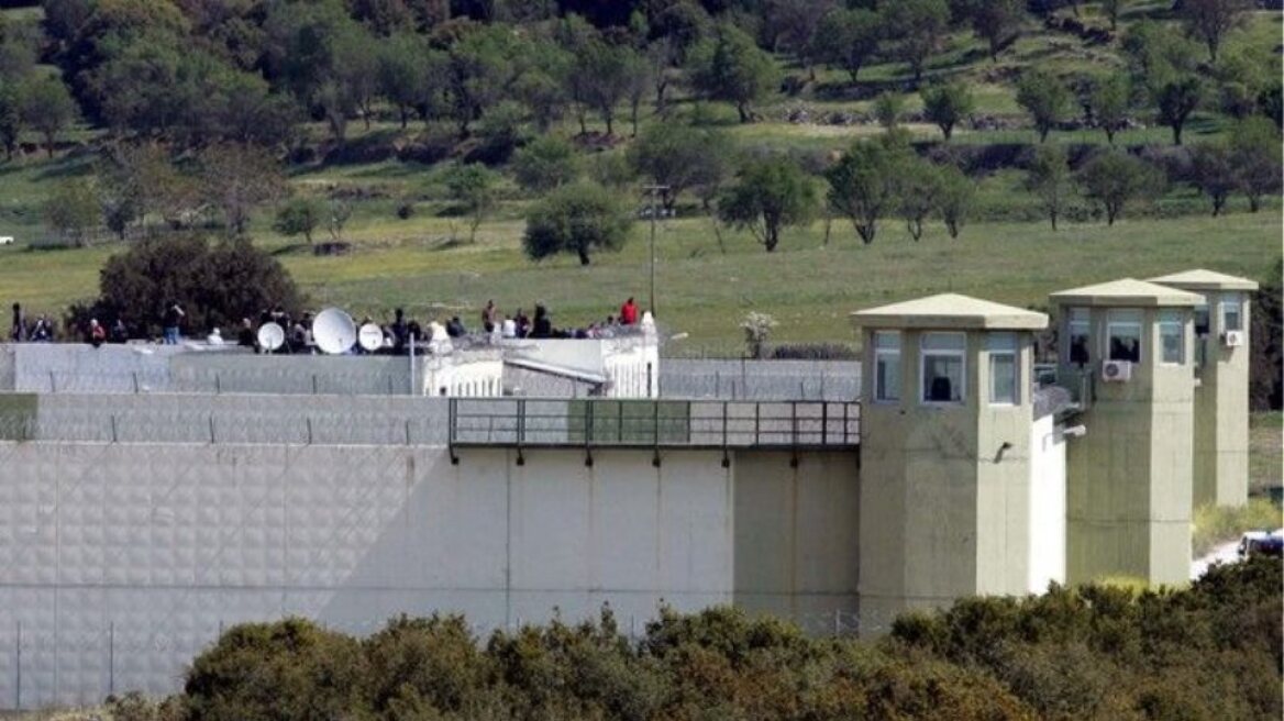 Φυλακές Μαλανδρίνου: Συνελήφθη σωφρονιστικός που προσπάθησε να εισάγει ναρκωτικά