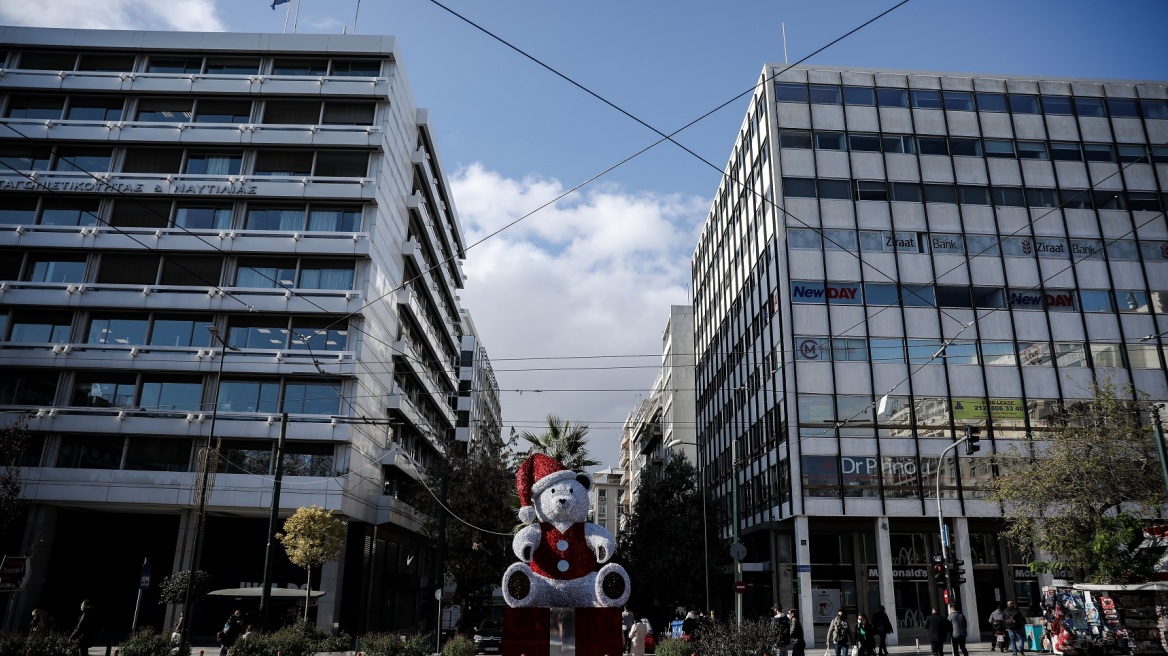 Καιρός: Συννεφιά και βροχές στα ανατολικά -Δείτε τι καιρό θα κάνει Χριστούγεννα και Πρωτοχρονιά