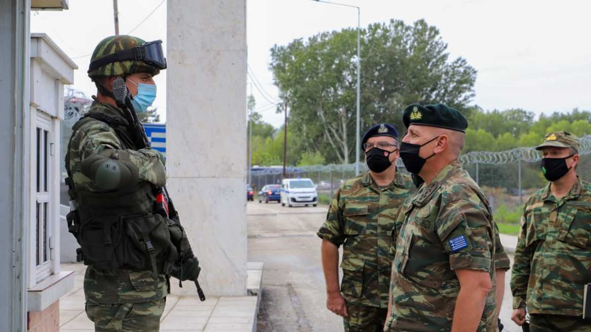 Πρόκληση από τα τουρκικά ΜΜΕ: Ενοχλήθηκαν γιατί Παναγιωτόπουλος-Φλώρος πήγαν σε... ελληνικά νησιά