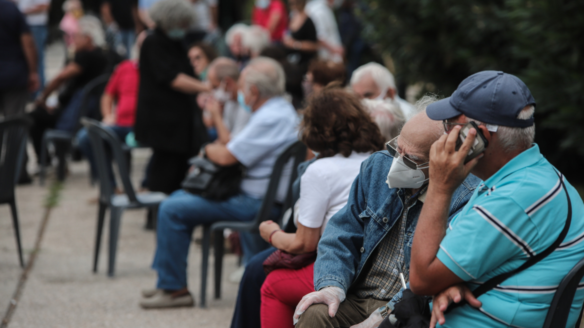 ΣΥΡΙΖΑ: «Υποκρισία» η απόφαση για δωρεάν φάρμακα στους χαμηλοσυνταξιούχους