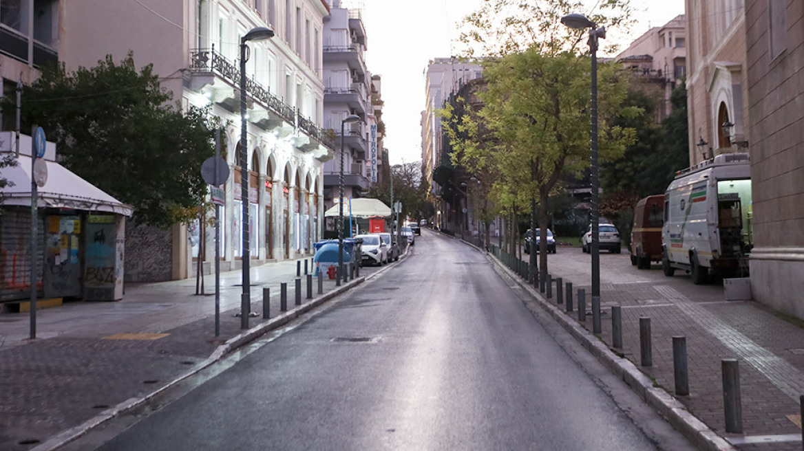 Σχολεία: Οι ειδικοί εισηγούνται άνοιγμα - Οι ημερομηνίες και τα σενάρια 