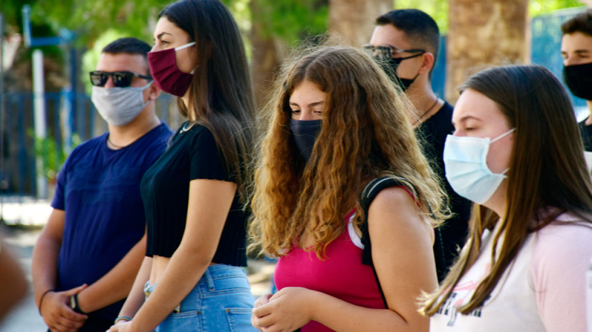 Σχολεία: Πώς θα κάνουν τεστ οι μαθητές 16 και άνω και οι εκπαιδευτικοί