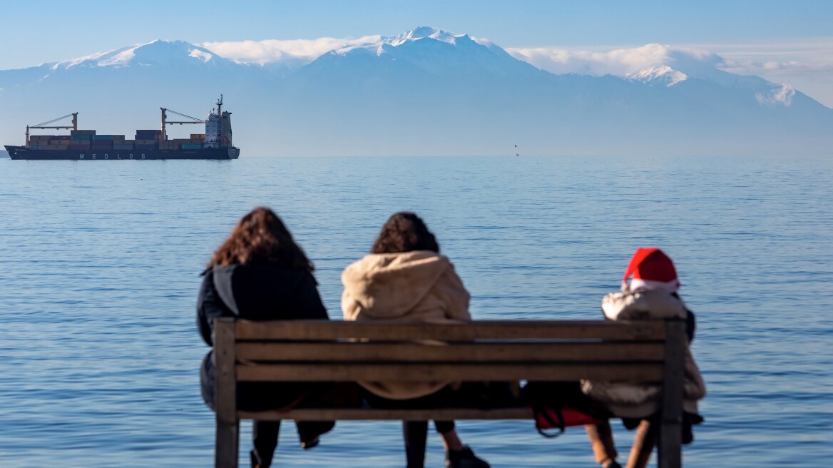 Με καλό καιρό, αλλά και πτώση της θερμοκρασίας, η Πρωτοχρονιά