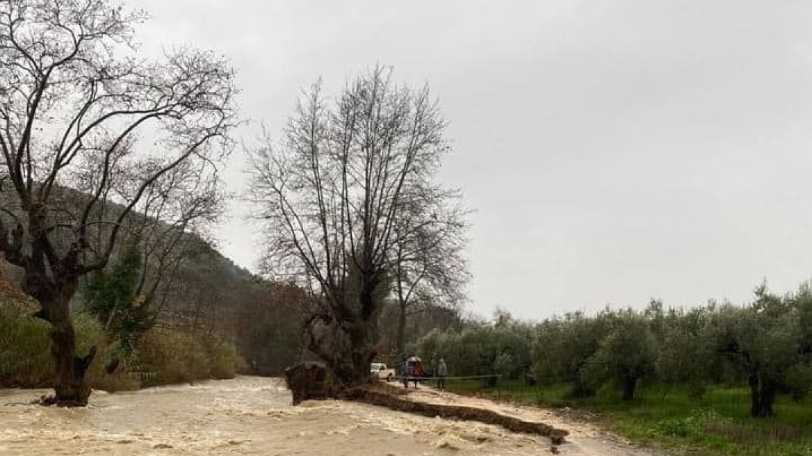 Κακοκαιρία: Προβλήματα σε Ήπειρο και Θεσσαλία – Ανέβηκε η στάθμη του νερού στον Ληθαίο