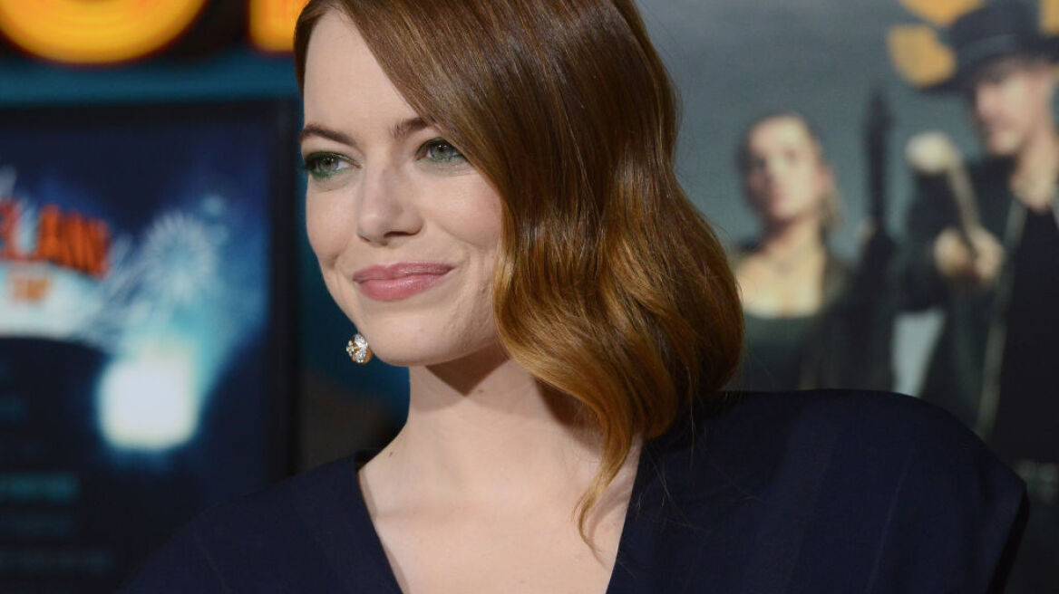 Είναι επίσημο! Η Emma Stone περιμένει το πρώτο της παιδί