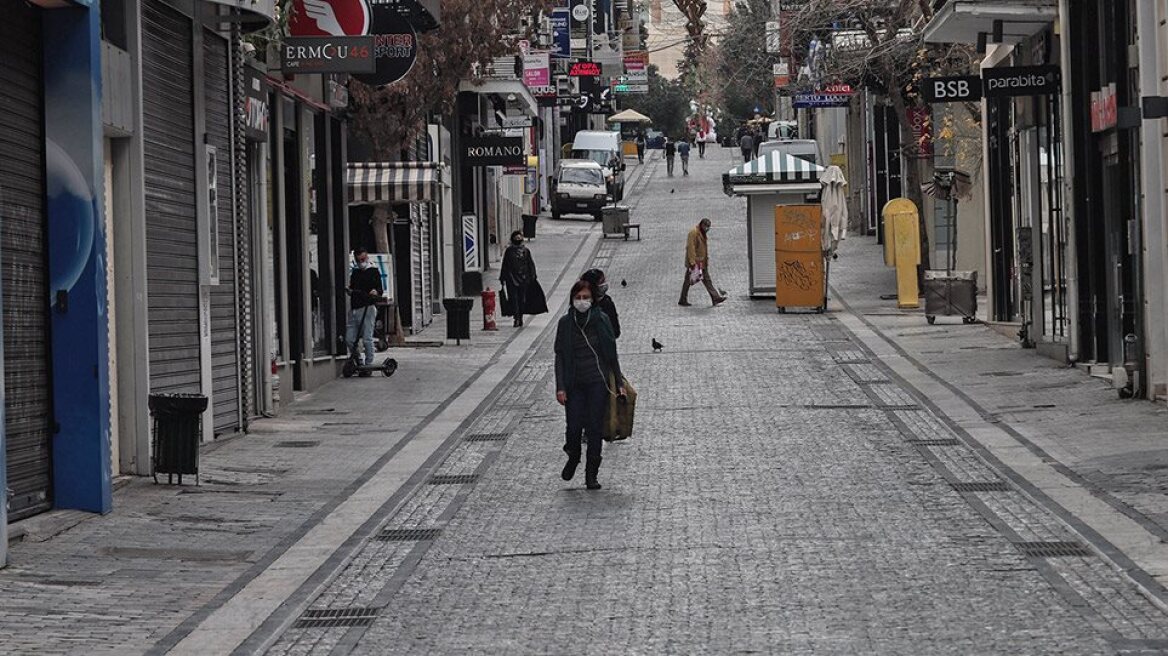 Ξυλοδαρμός στην Ερμού: Τι λέει ο αδελφός της 16χρονης στο protothema.gr 