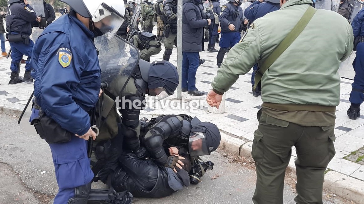 Θεσσαλονίκη: Επεισόδια και προσαγωγές στο φοιτητικό συλλαλητήριο