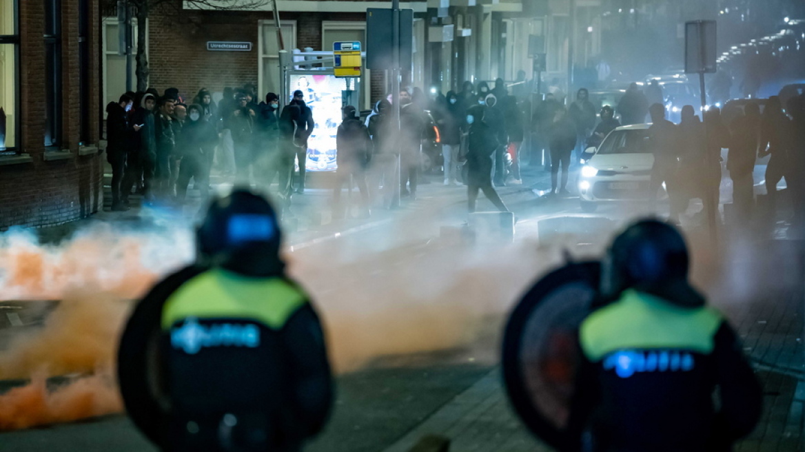 Απαγόρευση κυκλοφορίας στην Ολλανδία: Σε πεδία μάχης έχουν μετατραπεί οι δρόμοι