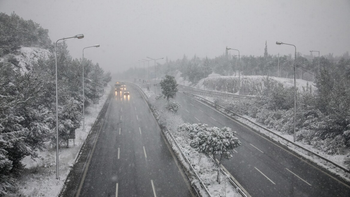 Καιρός - Χάρτες του meteo: Πυκνές χιονοπτώσεις στη Θράκη από το απόγευμα