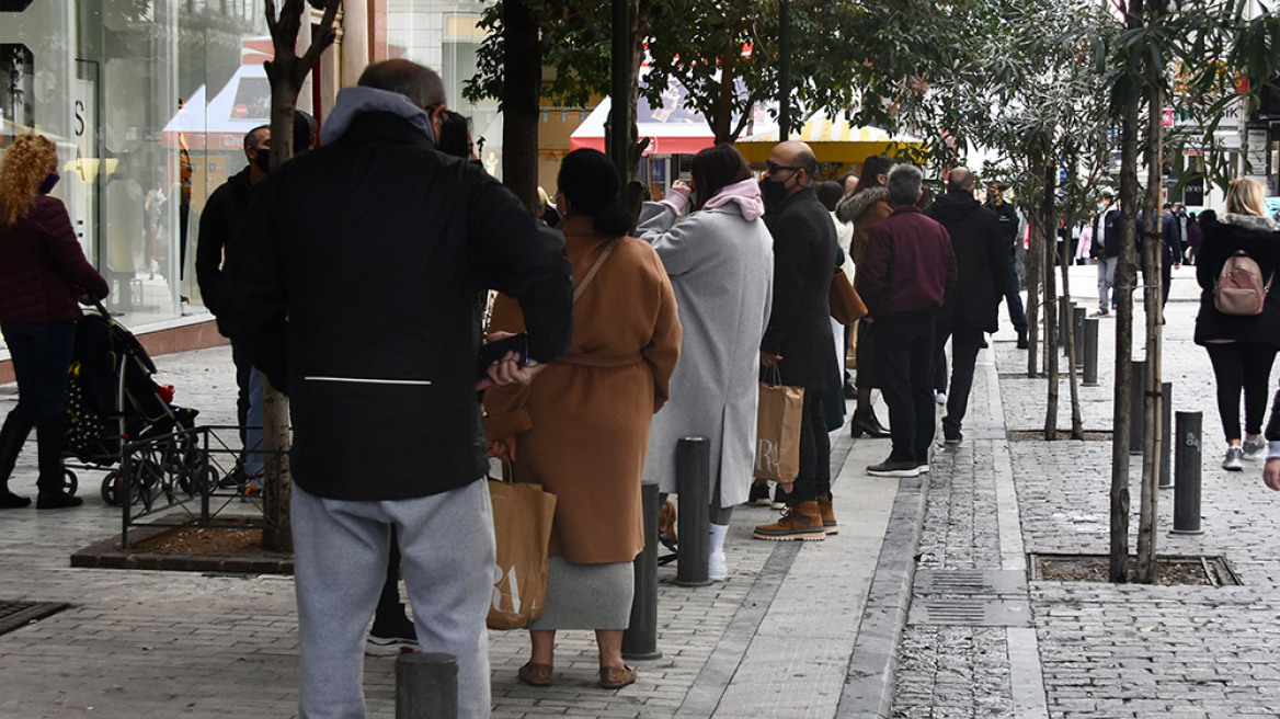 Αγορές, ουρές και μεταλλάξεις αλλάζουν τα δεδομένα - «Plan B» για νέα μέτρα και πιθανό «πισωγύρισμα»