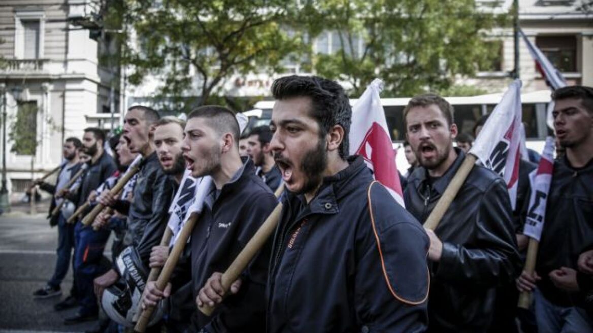 Πανεκπαιδευτικό συλλαλητήριο στην Αθήνα - Κόντρα για τις δηλώσεις Συρίγου