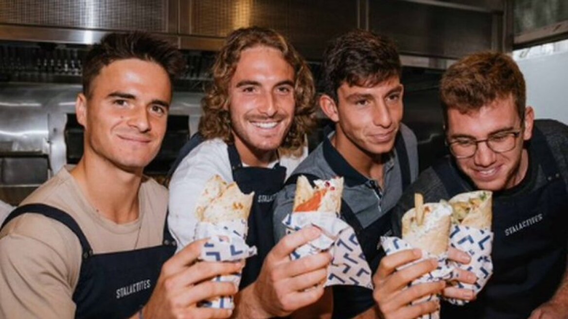 Το «Tsitsipas Souvlaki» επέστρεψε και βοηθά τους πληγέντες από τον κορωνοϊό 