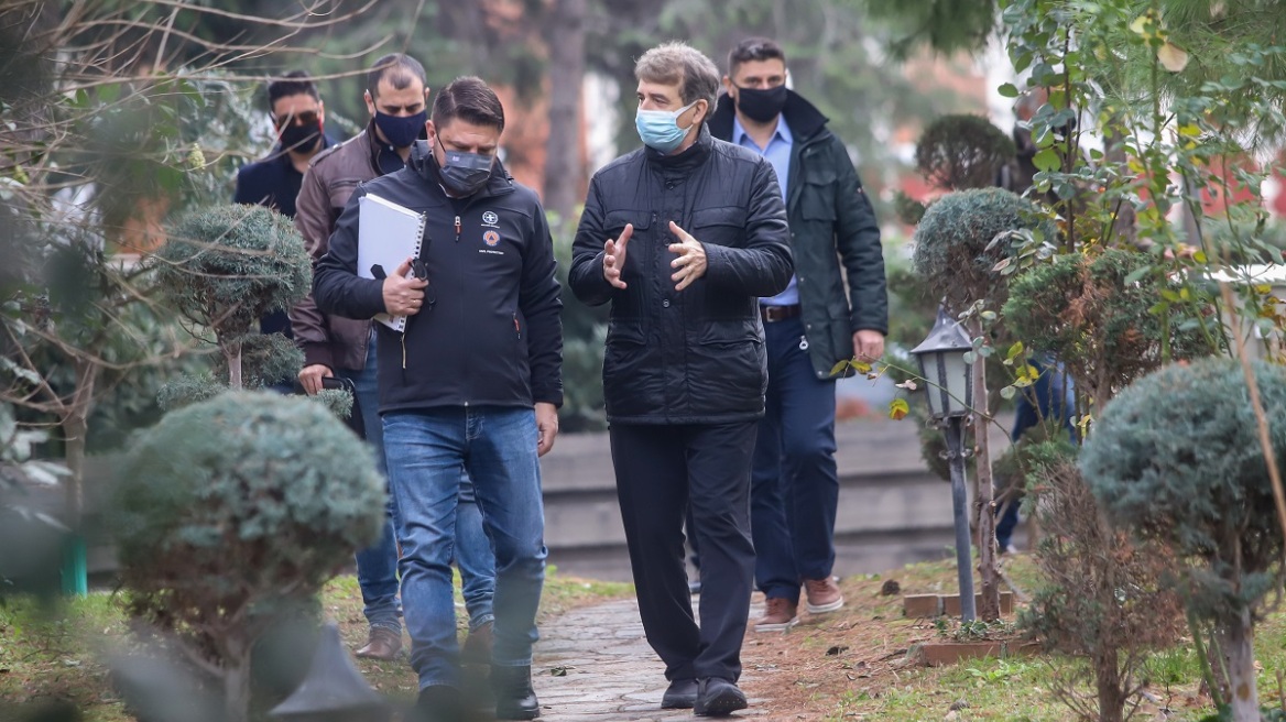 Χρυσοχοΐδης από Θεσσαλονίκη: Θέλουμε να προλάβουμε νέα διασπορά και νέους κινδύνους