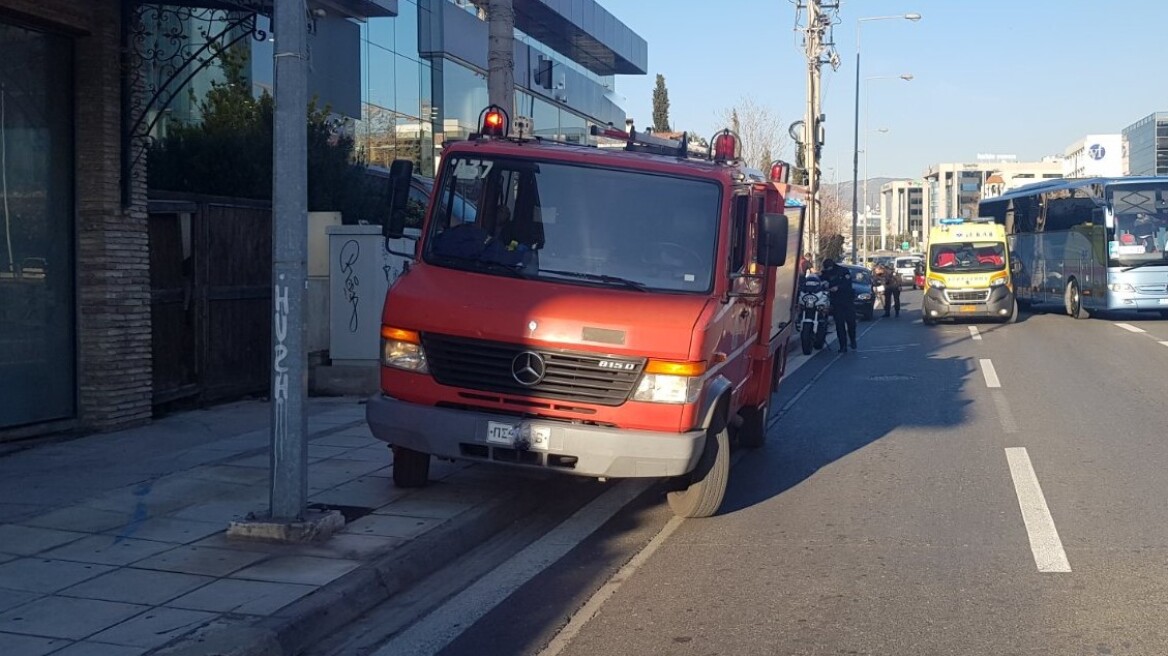 Γέννα στην Κηφισίας: Πυροσβέστης περιγράφει πώς έγινε ο τοκετός του μωρού