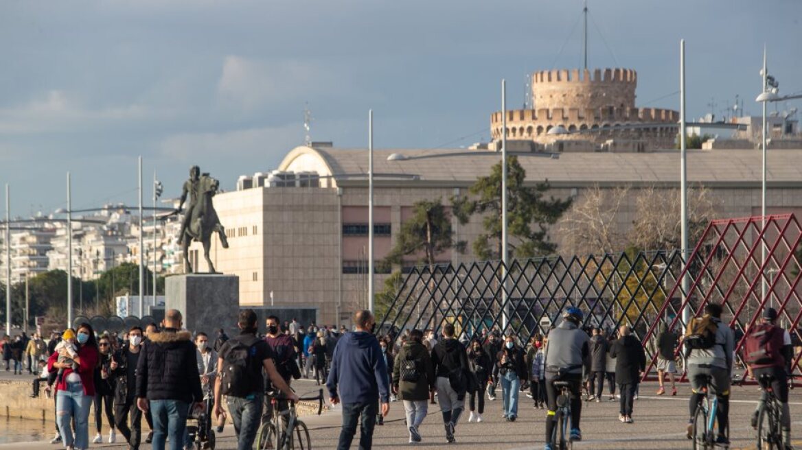 Κορωνοϊός: Αυξημένο αλλά σταθερό το ιικό φορτίο στα λύματα της Θεσσαλονίκης