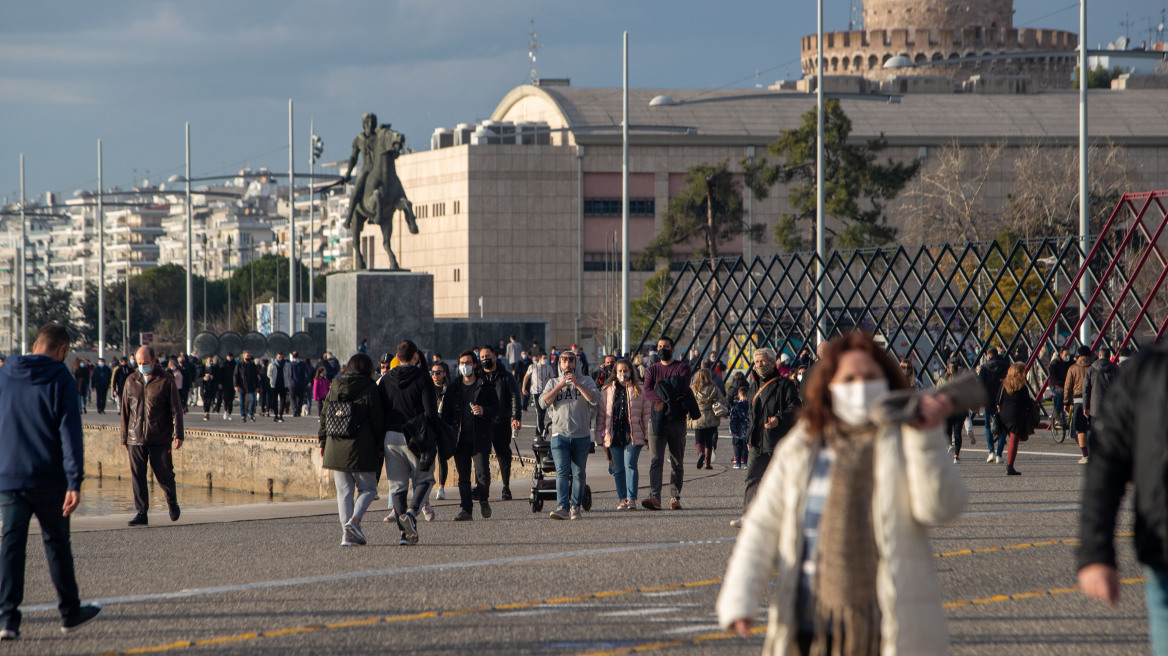 Lockdown: Στο «κόκκινο» Αχαΐα, Θεσσαλονίκη και Ρέθυμνο – Έρχονται νέα περιοριστικά μέτρα