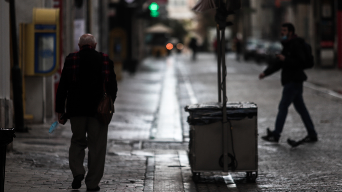 Lockdown: Αναπόφευκτη η παράταση μέχρι 15 Μαρτίου - Ανησυχία αλλά και διαφωνίες μεταξύ των ειδικών