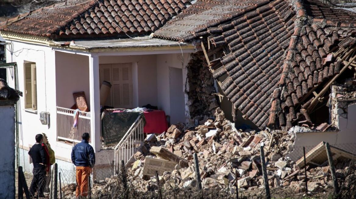 Σεισμός στην Ελασσόνα: 205 μη κατοικήσιμα κτήρια - Τα περισσότερα σε Μεσοχώρι και Δαμάσι