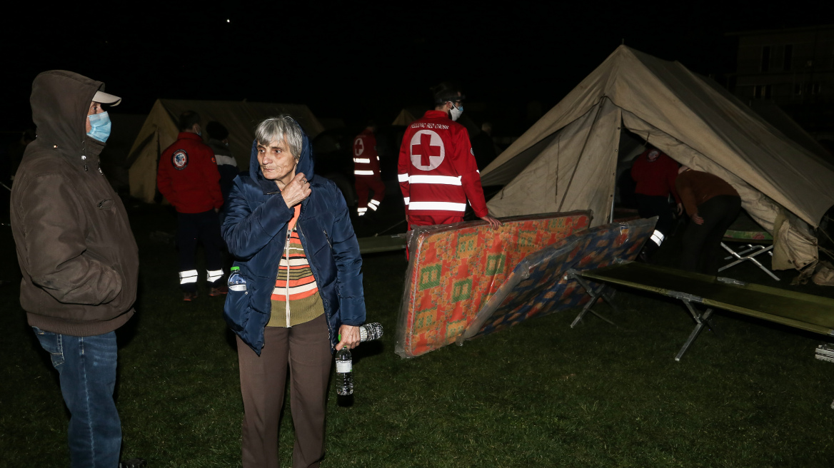 Σεισμός 6 Ρίχτερ στην Ελασσόνα: Σε ξενοδοχεία και σκηνές διανυκτέρευσαν κάτοικοι πολλών περιοχών 