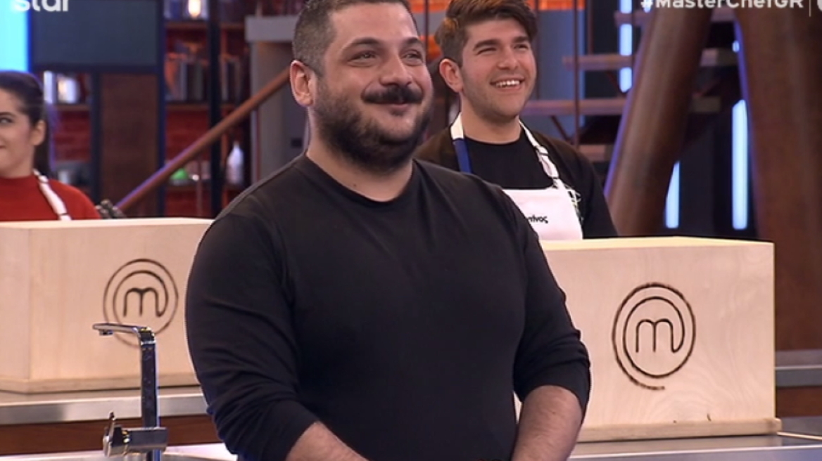 MasterChef: Ο Κωστής επέστρεψε και... βγήκαν τα μαχαίρια - «Ψάξε δωμάτιο», «Δεν σε βλέπω καλά»