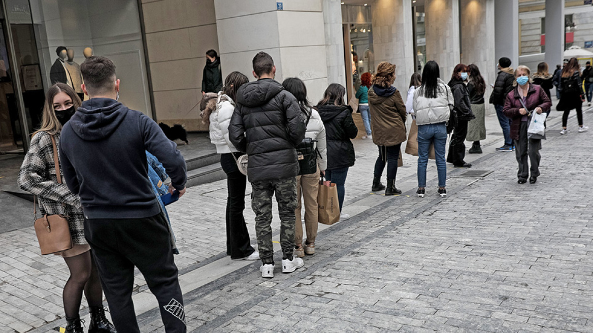 Lockdown: Τι θα κρίνει το άνοιγμα λιανεμπορίου και σχολείων - Οι εκτιμήσεις των ειδικών