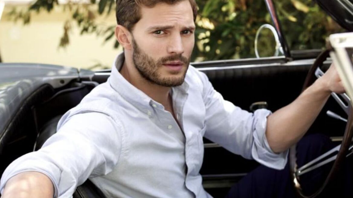 Jamie Dornan: Ο «Mr Grey» έχασε τον πατέρα του από κορωνοϊό 