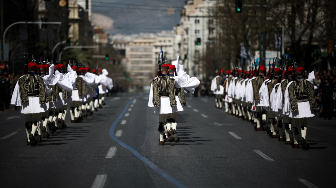 Παρέλαση 25ης Μαρτίου: Υψηλοί προσκεκλημένοι, πτήσεις Rafale και αυστηρά μέτρα από την ΕΛ.ΑΣ.