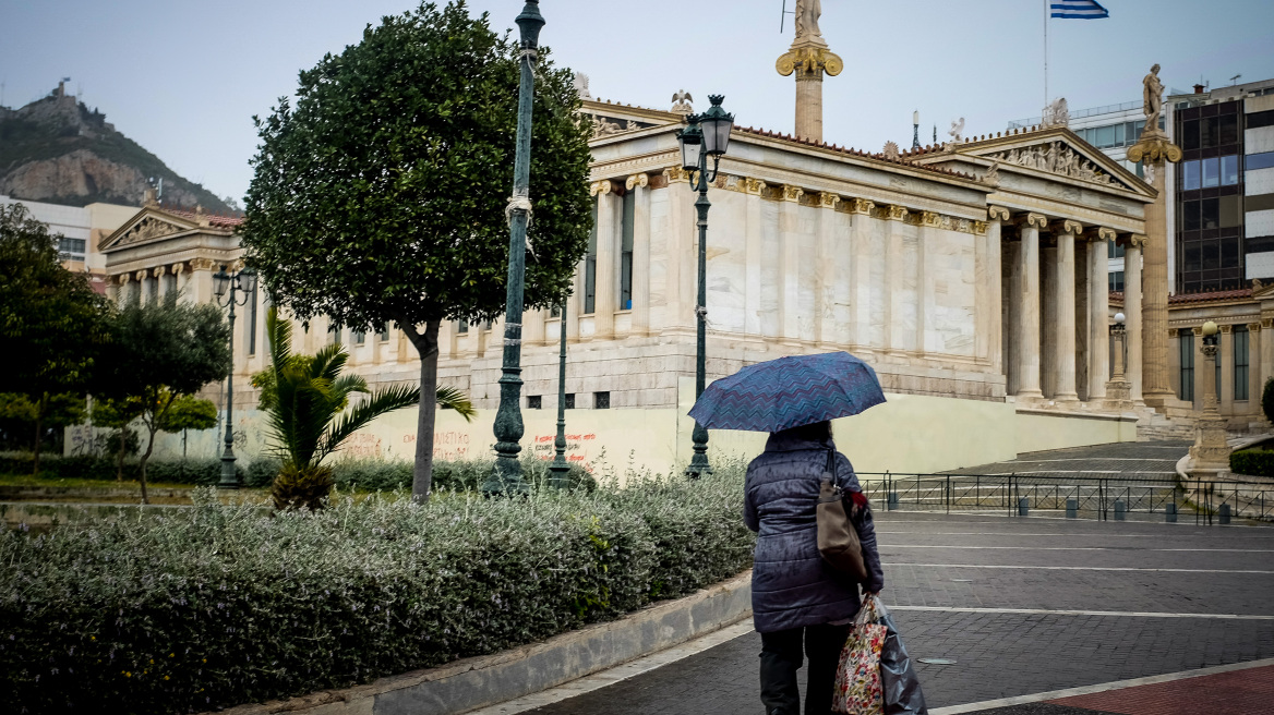 Καιρός: Πρωταπριλιά με βροχές και καταιγίδες - Δείτε πού θα είναι έντονα τα φαινόμενα