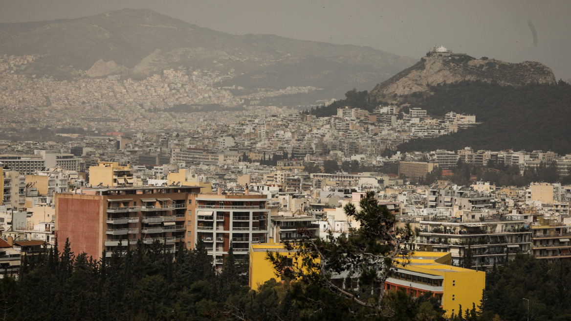 Καιρός: Λασποβροχές και θυελλώδεις άνεμοι - Δείτε πού θα βρέξει