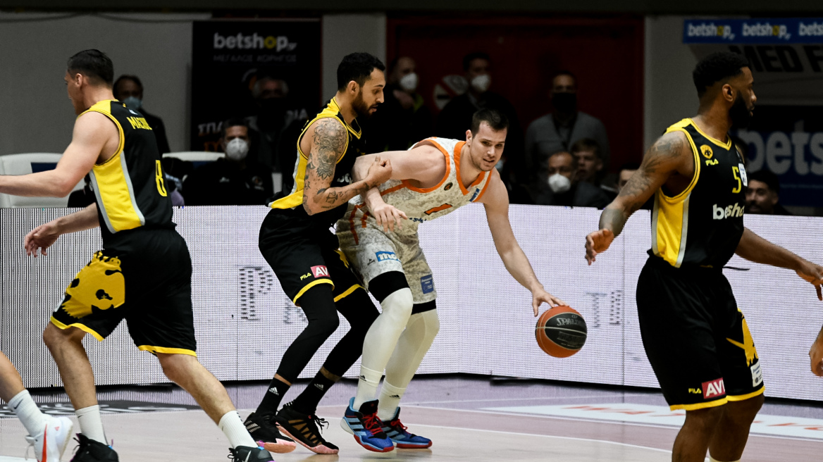 Stoiximan Basket League,  Προμηθέας-ΑΕΚ 80-78: Το buzzer του Τζέριαν Γκραντ την έστειλε στην 4η θέση