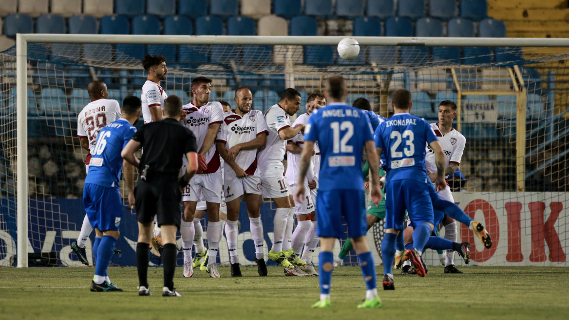 Super League 1, play off, Λαμία - ΑΕΛ 0-0: Συνεχίζεται το θρίλερ για την παραμονή