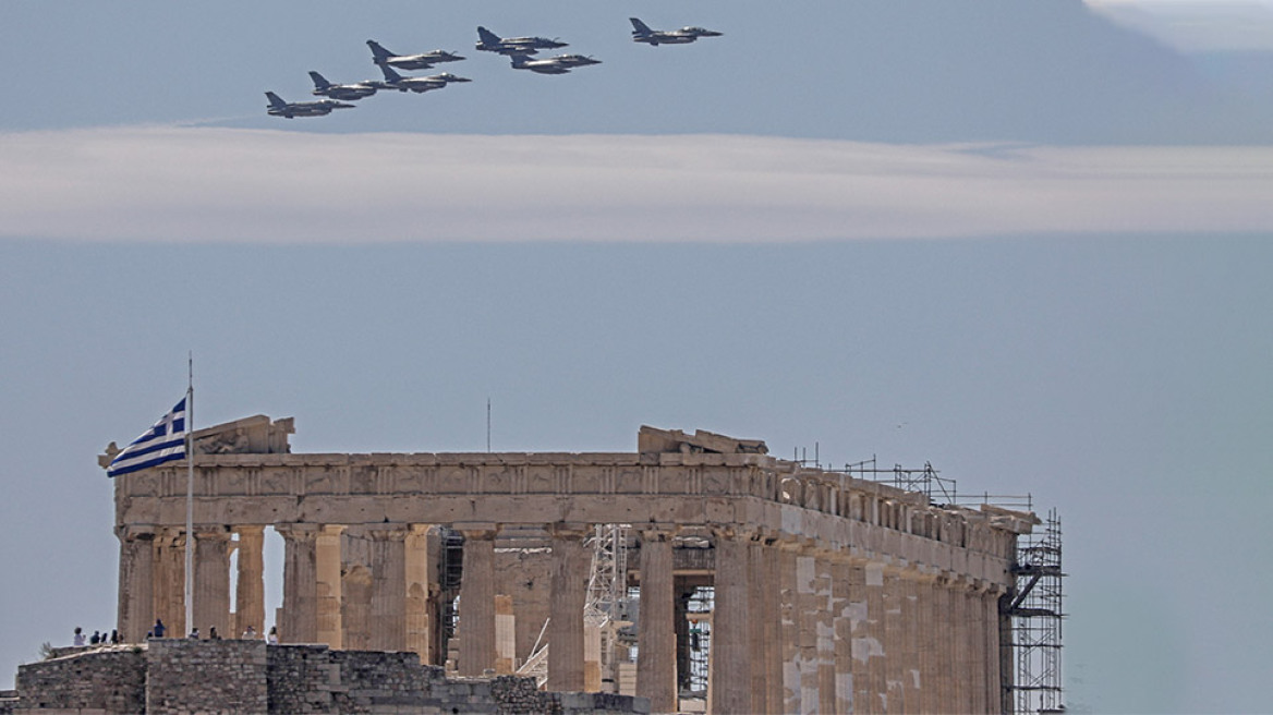 Ηνίοχος 2022: Ακυρώθηκε λόγω καιρικών συνθηκών η διέλευση αεροσκαφών πάνω από την Ακρόπολη