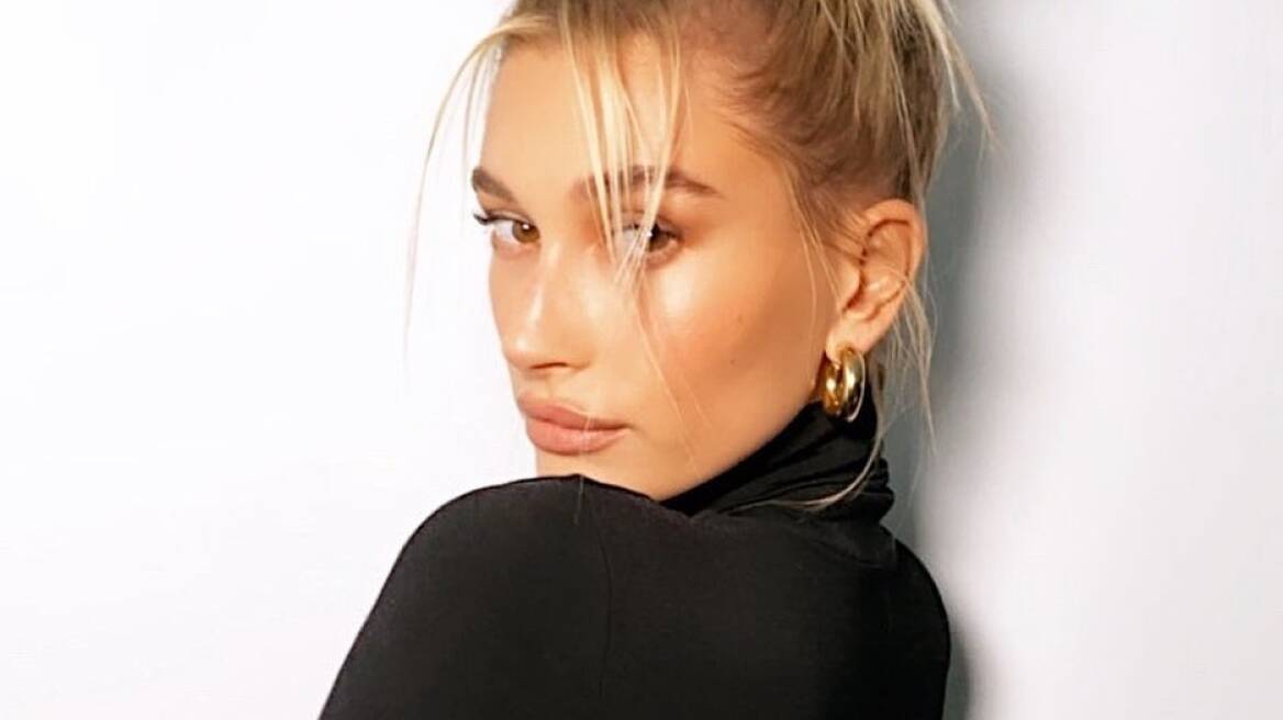 Αυτή είναι η βραδινή skincare ρουτίνα της Hailey Bieber