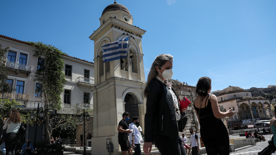 Καιρός: Συννεφιά και τοπικές λασποβροχές - Πρόβλεψη για θερμοκρασία ρεκόρ το Πάσχα