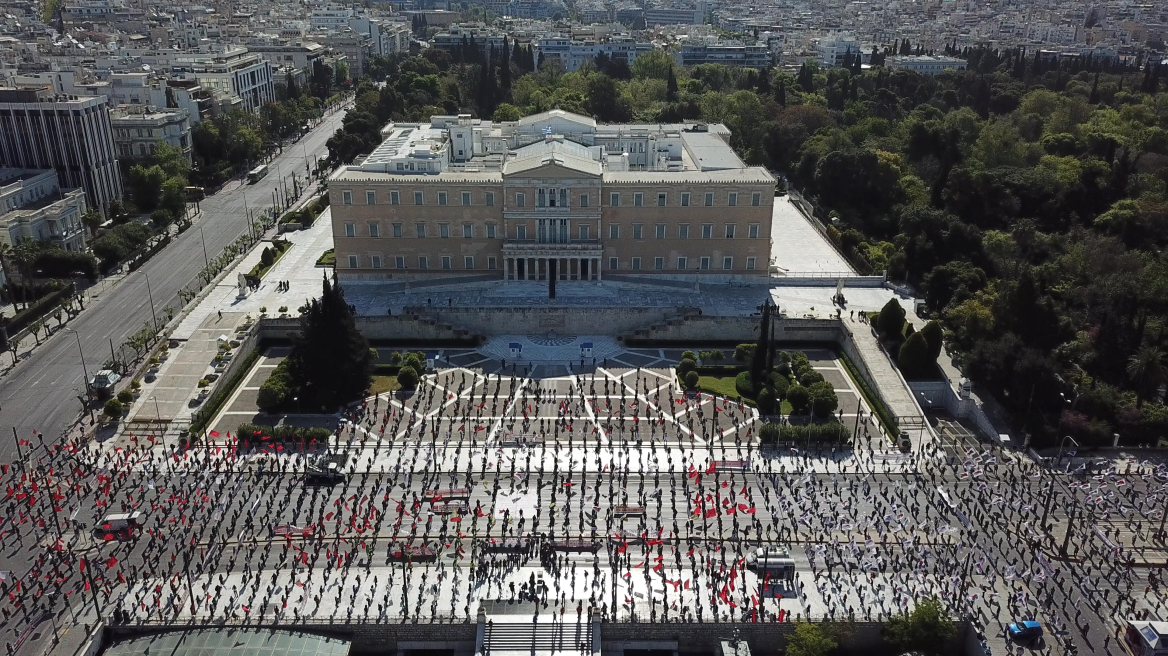 Με χωριστές εκδηλώσεις η φετινή εργατική Πρωτομαγιά - Στις 4 η απεργία της ΓΣΕΕ, στις 6 του ΠΑΜΕ