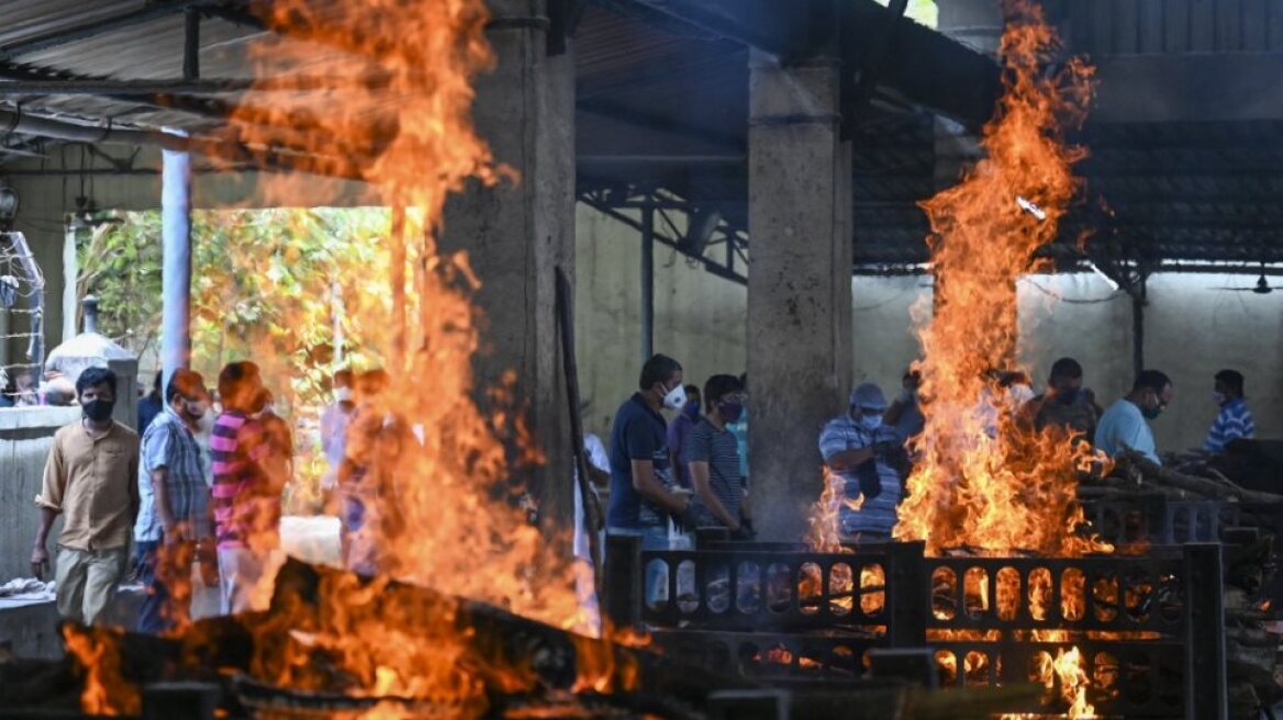 Κορωνοϊός - Ινδία: Ρεκόρ με πάνω από 400.000 κρούσματα - Υπέκυψαν 4.197 ασθενείς σε μία μέρα