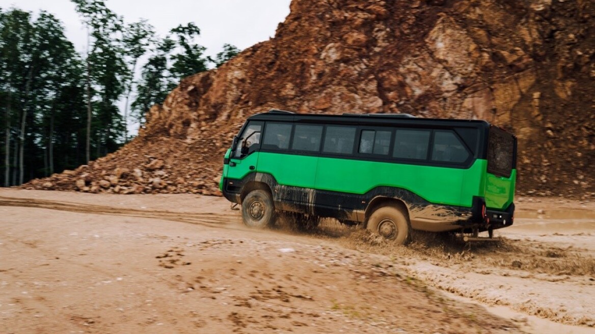 Το ικανότερο off road λεωφορείο στον κόσμο