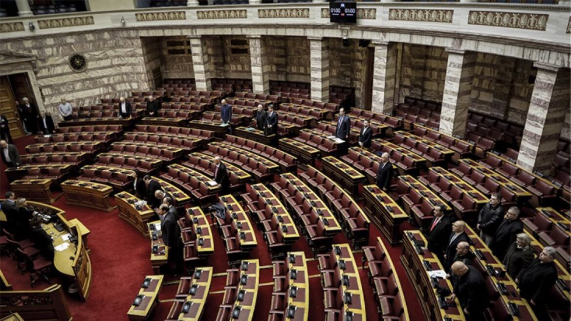 ΚΙΝΑΛ: Καταψηφίζει τη Συνεπιμέλεια κι αντιπροτείνει τη δημιουργία οικογενειακών δικαστηρίων