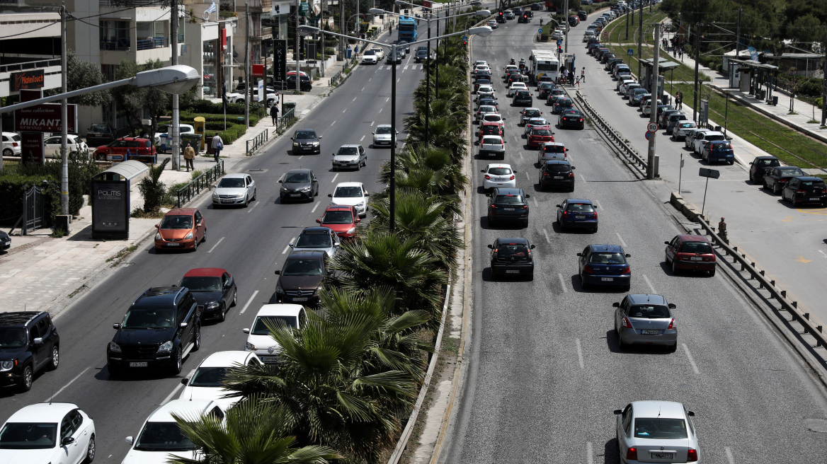 Κίνηση στους δρόμους: Πού θα συναντήσετε μποτιλιάρισμα τώρα - Live εικόνα