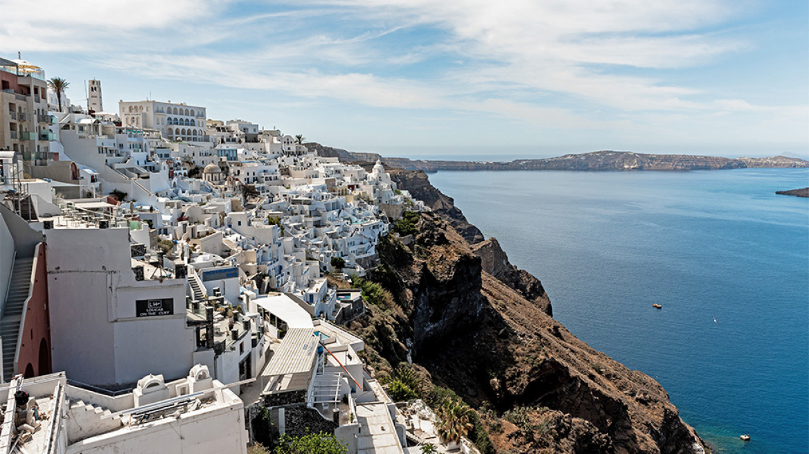 Τουρισμός: Αύξηση κρατήσεων και... προσδοκιών - Αναβαθμίζονται τα περιφερειακά αεροδρόμια