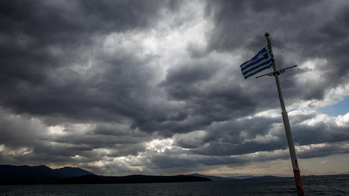 Καιρός:  Ισχυρές βροχοπτώσεις, καταιγίδες και τοπικές χαλαζοπτώσεις σήμερα - Πτώση της θερμοκρασίας