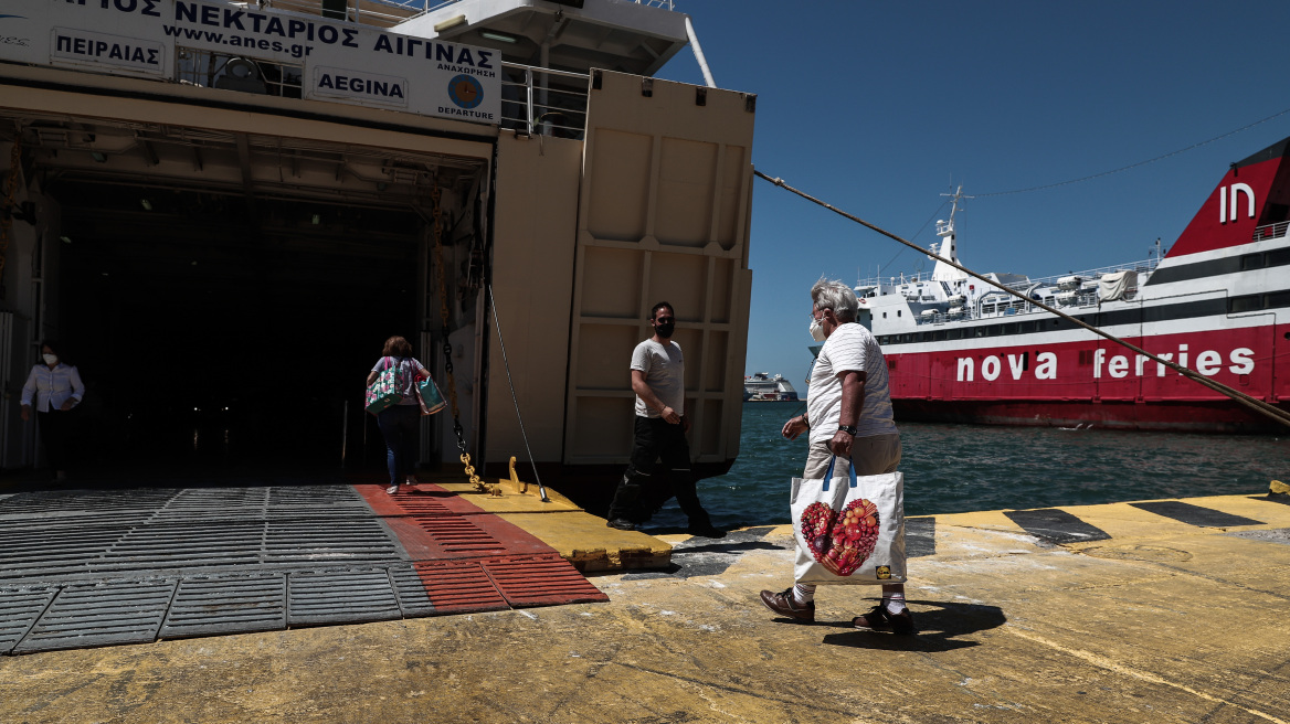 Πλακιωτάκης: Σε ισχύ από αύριο και η ψηφιακή δήλωση υγείας για τους επιβάτες στα πλοία