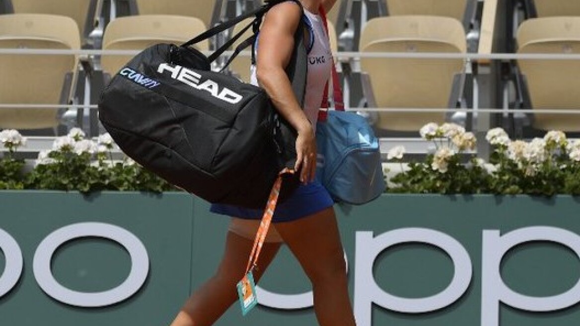 Roland Garros: Αποσύρθηκε λόγω τραυματισμού η Μπάρτι