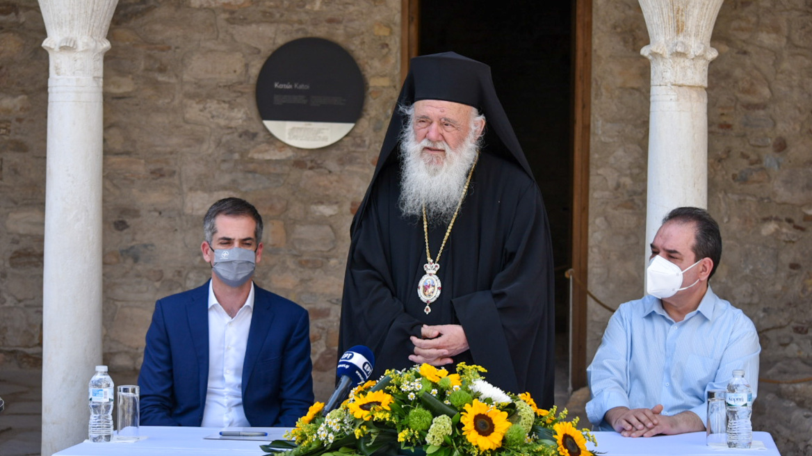  Το σπίτι της  Λέλας Καραγιάννη μετατρέπεται σε μια αγκαλιά για παιδιά