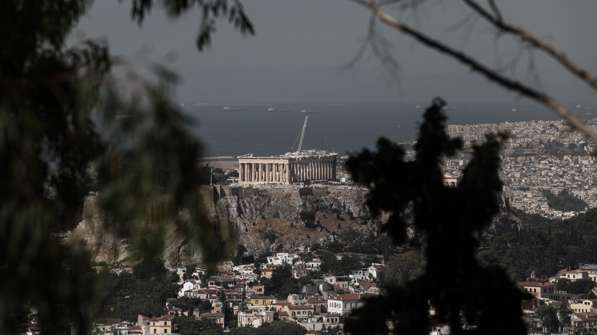 Καιρός στην Αθήνα: Βροχές και καταιγίδες από το απόγευμα - Δείτε χάρτες 