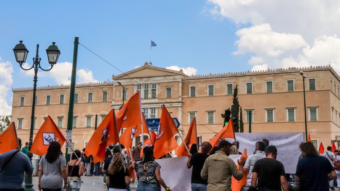 ΑΔΕΔΥ: Στάση εργασίας και συλλαλητήριο στις 16 Ιουνίου