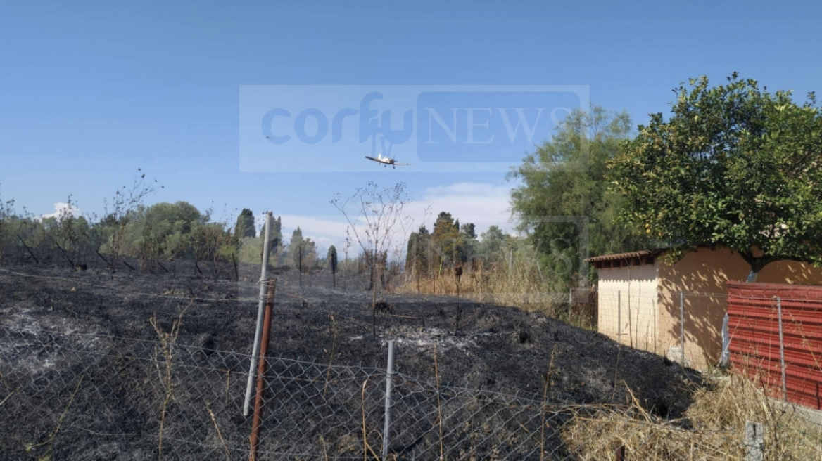 Φωτιά στη Λευκίμμη Κέρκυρας