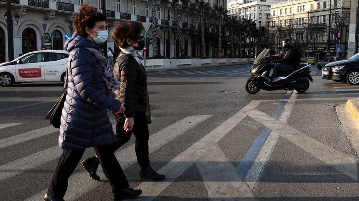 Κορωνοϊός - Αρκουμανέας: Στις επόμενες εβδομάδες θα βγάλουμε τις μάσκες στους εξωτερικούς χώρους