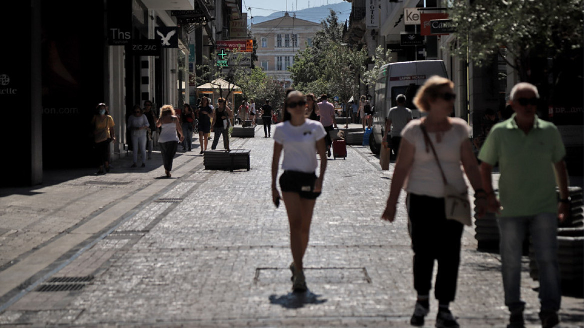 Καταργείται από αύριο η μάσκα στους εξωτερικούς χώρους - Τέλος τα self test για τους πλήρως εμβολιασμένους